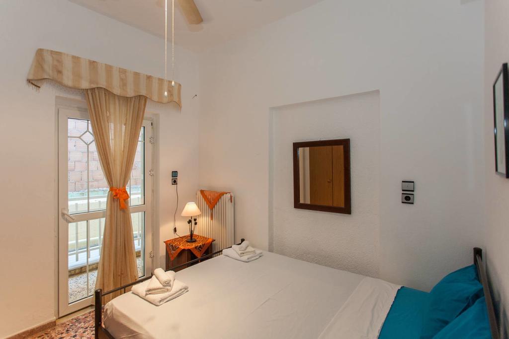 Apartment Froso On The Beach Rethimno Eksteriør billede
